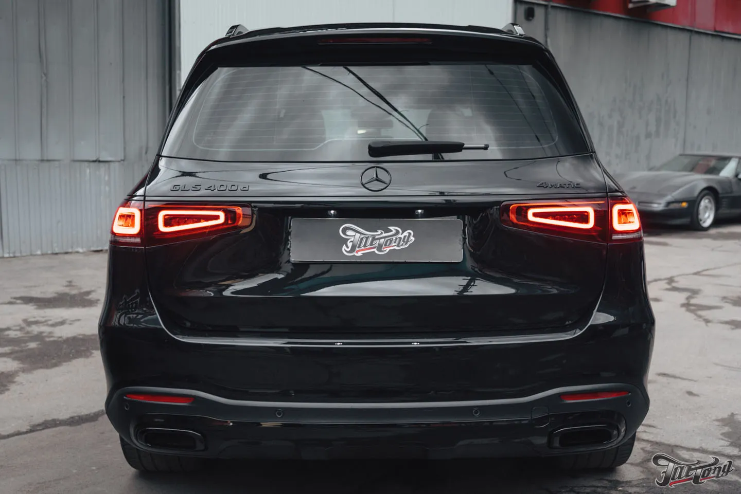 Что мы сделали с Mercedes GLS 400d? Часть 2: тотальный антихром экстерьера